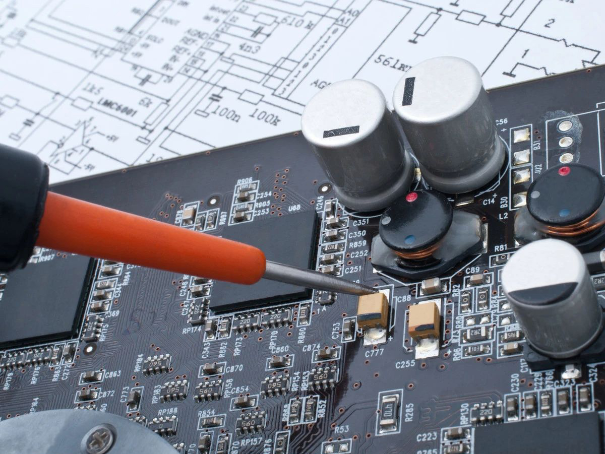 如何解决交换机引起的路由环路故障?