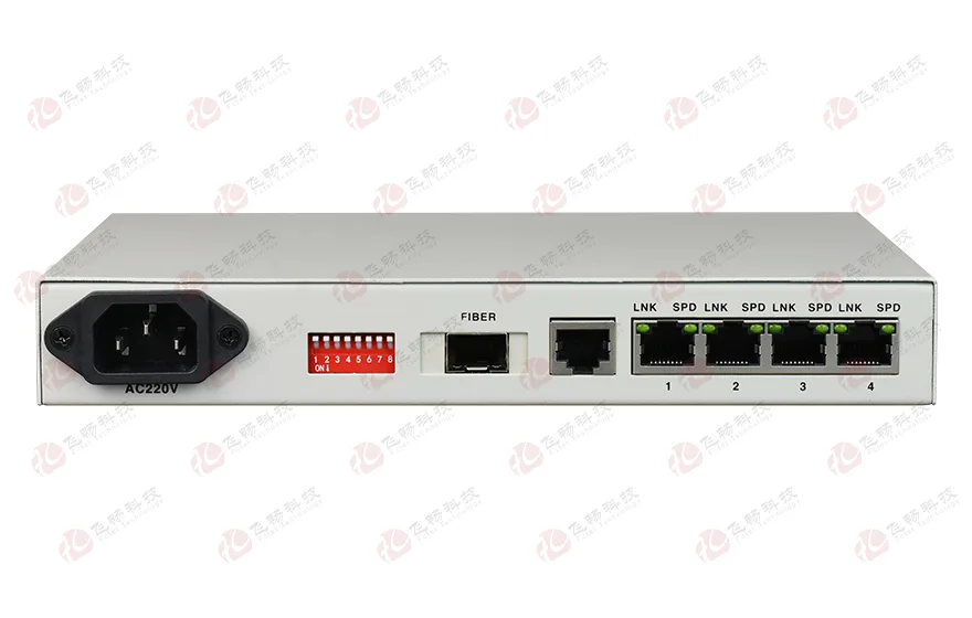 飞畅科技-POE2004 4路百兆以太POE+(802.3at)光纤收发器