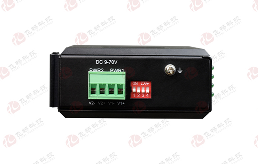 飞畅科技-4路百兆以太网电口转1路百兆光口工业级交换机